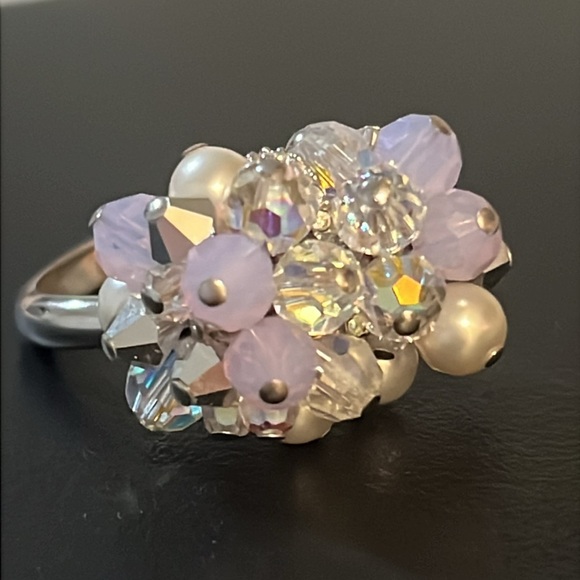 Vintage Swarovski Aura Borealis Crystal & Pearl Beaded Bow Ring - Picture 14 of 16